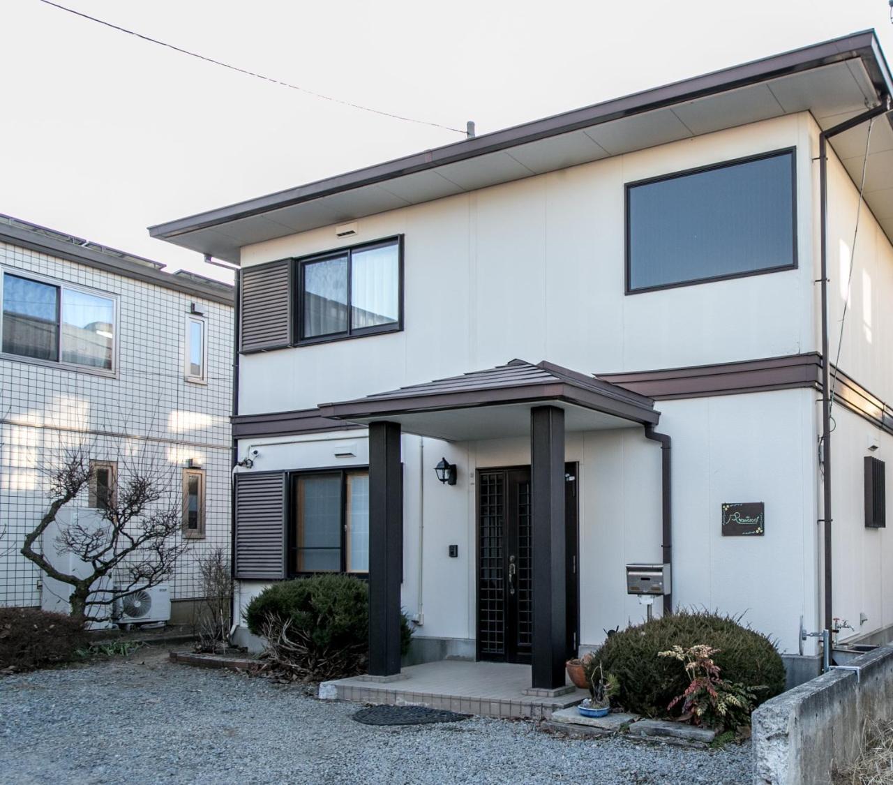 Villa Yawaragi Fujikawaguchiko Exterior photo